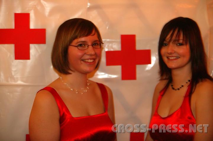 2009.01.10_21.11.49_01.JPG - Manuela Fluch und Katharina Latschenberger