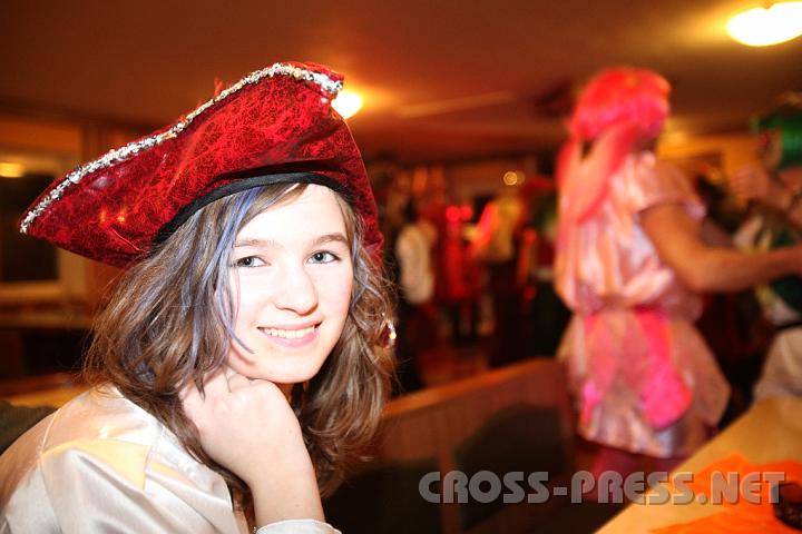 2009.02.21_21.34.21.jpg - Fesche Piratin Michaela H�rlendsberger.