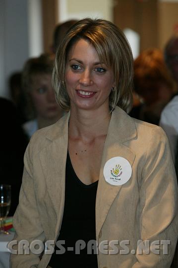 2008.09.27_13.02.11.JPG - Lisa Kaindl, Obfrau des Eltern-Kind-Zentrums "St.ruwelPeter".