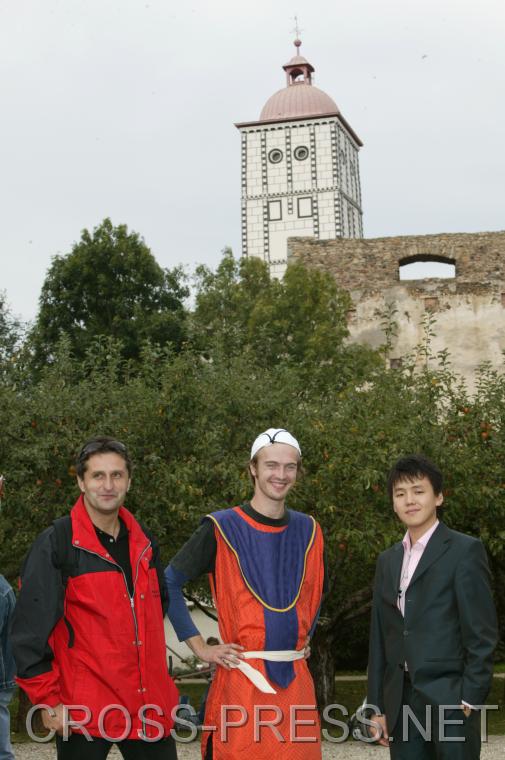 06.09.18_171 In der Mitte der Moderator G�nther von www.muellersfreunde.at.