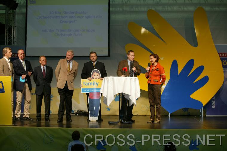 06.11.05_075 Er�ffnung mit Familien-LR Mag. Johanna Mikl-Leitner.