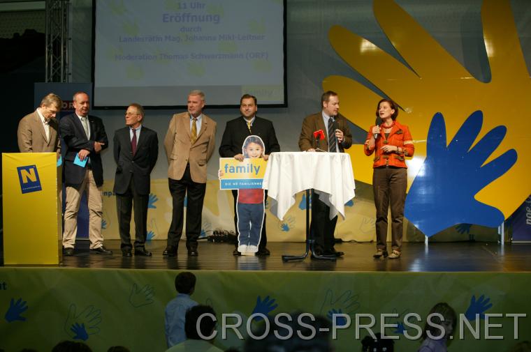 06.11.05_076 Er�ffnung mit Familien-LR Mag. Johanna Mikl-Leitner.