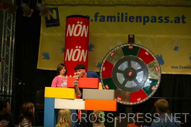 06.11.05_543 'Schnelle Baumeister gesucht'  'Make 'n' Brake' Spiel.