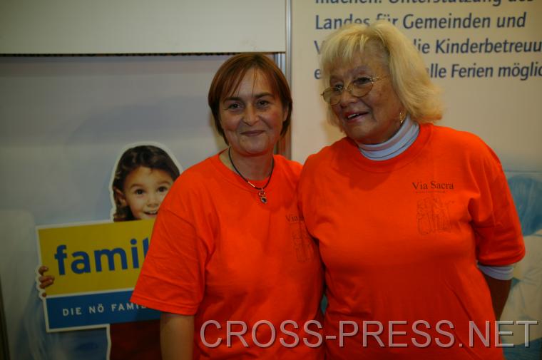06.11.05_567 Mitarbeiterinnen von 'Via Sacra' http://www.via-sacra.at.