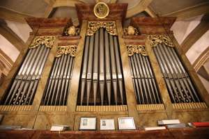 Christmette mit Pf. Pölzel in Strengberg Orgel