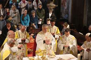 Festmesse zum 900 Jahre Kirchweih-Jubiläum Agnus Dei