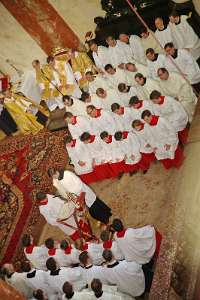 Primizmesse von P.Johannes Paul Chavanne OCist Lesungen, Evangelium und Predigt wurden für alle verständlich auf Deutsch vorgetragen.