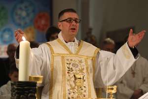 OsterNachtFeier in Haag Friedensgruß